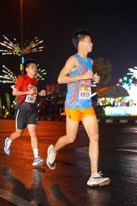 BIB: 89226, 23017
                            <button type="button" onclick="openModal(16159411)" class="btn btn-primary btn-sm float-right btn-popup" data-toggle="modal" data-target=".modal-high-quality">
                        <i class="fas fa-shopping-cart"></i> Add to Cart
                    </button>
                                            <button type="button" onclick="isThisMe(16159411, true)" class="btn btn-success btn-sm float-right btn-popup btn-isme hidden" data-toggle="tooltip" data-placement="bottom" title="นี่คือรูปของคุณใช่ไหม คลิกที่นี่เพื่อเอาเข้าอัลบั้ม">
                        <i class="fas fa-plus"></i> Add to album
                    </button>
                    <button type="button" onclick="isThisMe(16159411, false)" class="btn btn-warning btn-sm float-right btn-popup btn-isnotme hidden">
                        <i class="fas fa-ban"></i> Remove from album
                    </button>